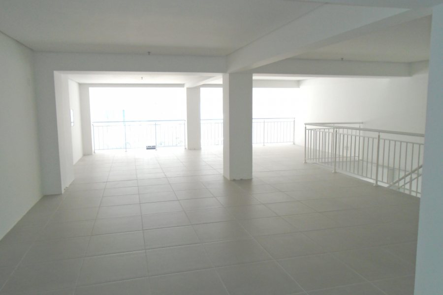 Loja com 370m², no bairro Villagio Iguatemi em Caxias do Sul para Comprar