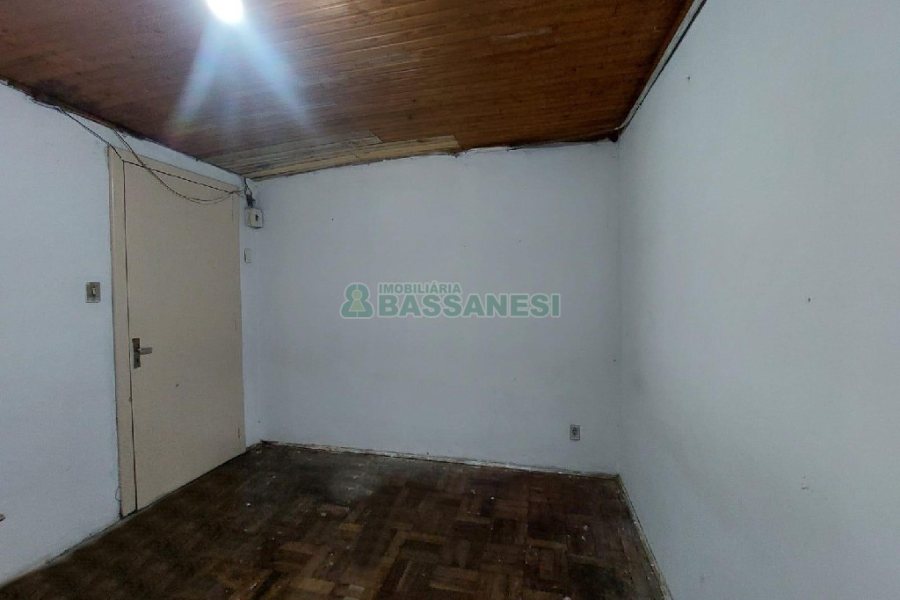 Apartamento com 70m², 2 dormitórios, no bairro Centro em Caxias do Sul para Alugar