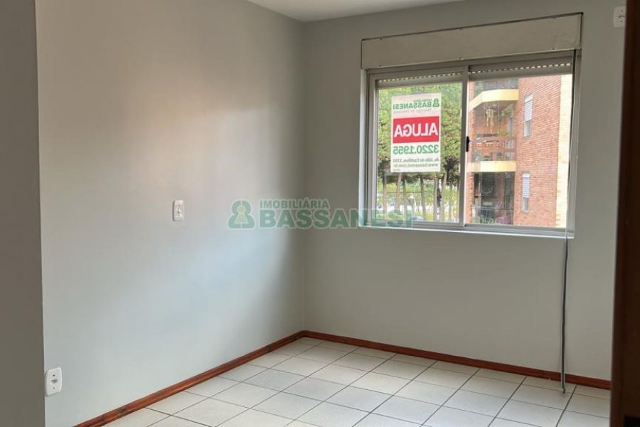 Apartamento com 60m², 2 dormitórios, 1 vaga, no bairro Interlagos em Caxias do Sul para Alugar