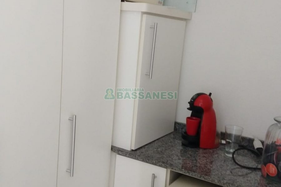 Sala com 48m², no bairro Centro em Caxias do Sul para Comprar