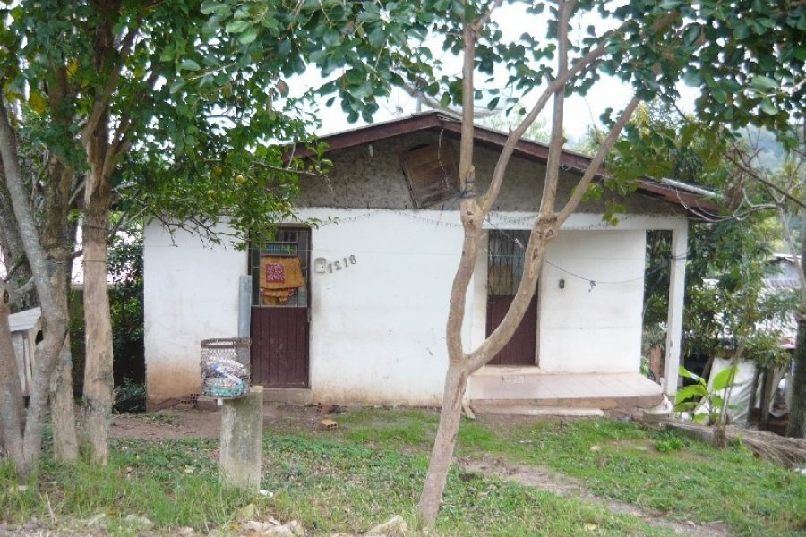 Casa com 70m², 3 dormitórios, no bairro Oriental em Caxias do Sul para Comprar