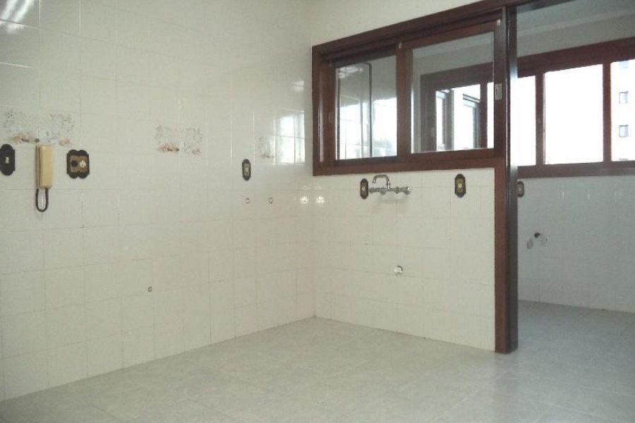 Apartamento com 87m², 2 dormitórios, 1 vaga, no bairro Panazzolo em Caxias do Sul para Alugar