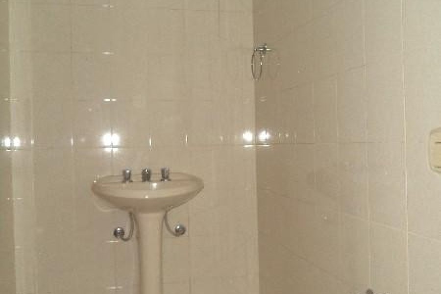 Apartamento com 87m², 2 dormitórios, 1 vaga, no bairro Panazzolo em Caxias do Sul para Alugar