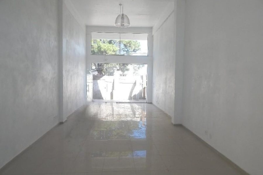 Loja com 66m², 3 vagas, no bairro Marechal Floriano em Caxias do Sul para Alugar