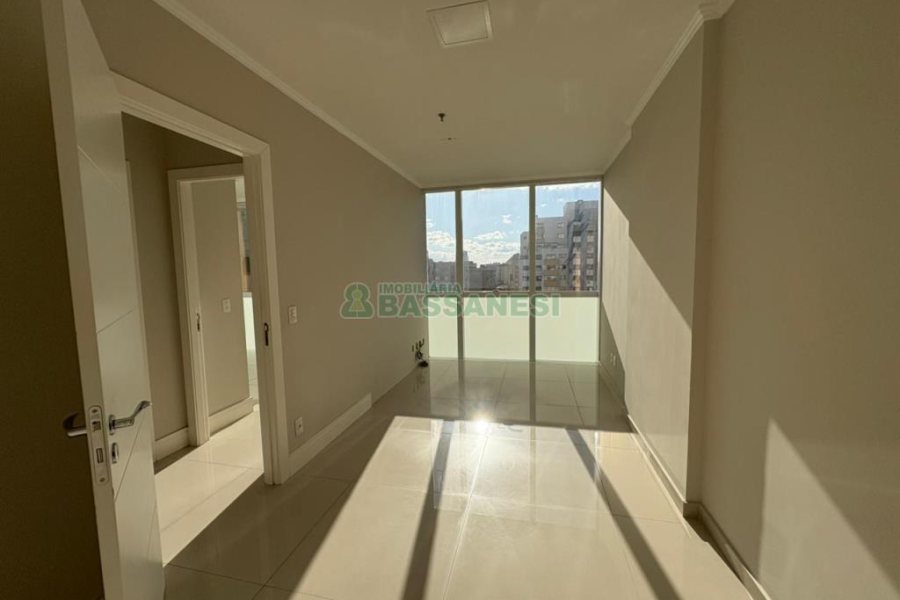 Sala com 59m², 1 vaga, no bairro São Pelegrino em Caxias do Sul para Alugar ou Comprar