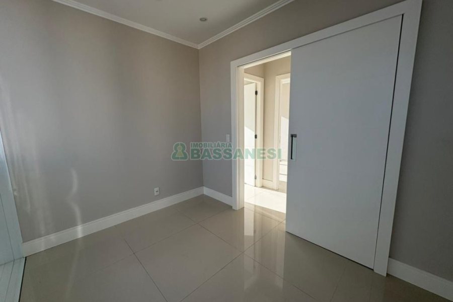 Sala com 59m², 1 vaga, no bairro São Pelegrino em Caxias do Sul para Alugar ou Comprar