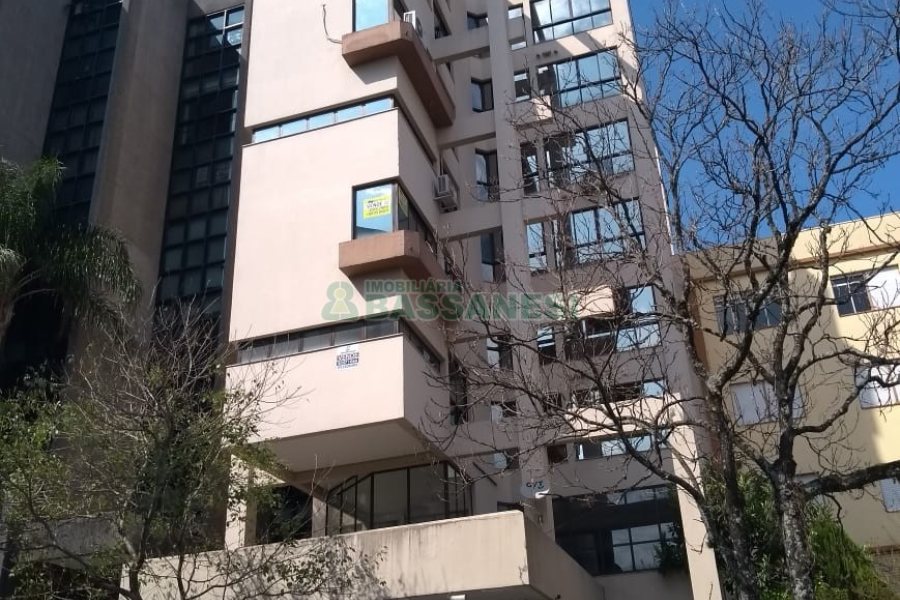 Apartamento com 77m², 2 dormitórios, 1 vaga, no bairro Centro em Caxias do Sul para Alugar