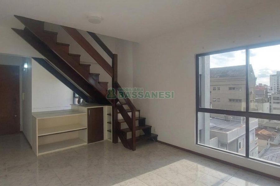 Apartamento com 77m², 2 dormitórios, 1 vaga, no bairro Centro em Caxias do Sul para Alugar