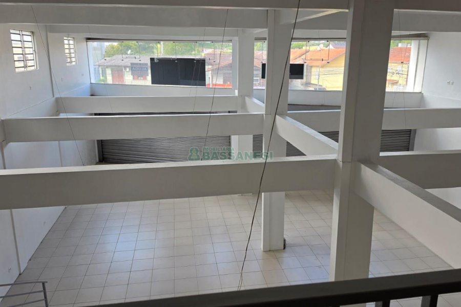 Loja com 570m², no bairro Esplanada em Caxias do Sul para Alugar