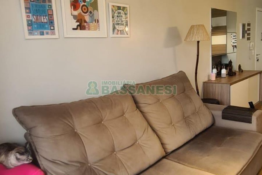 Apto Mobiliado com 77m², 3 dormitórios, 2 vagas, no bairro Pio X em Caxias do Sul para Alugar ou Comprar