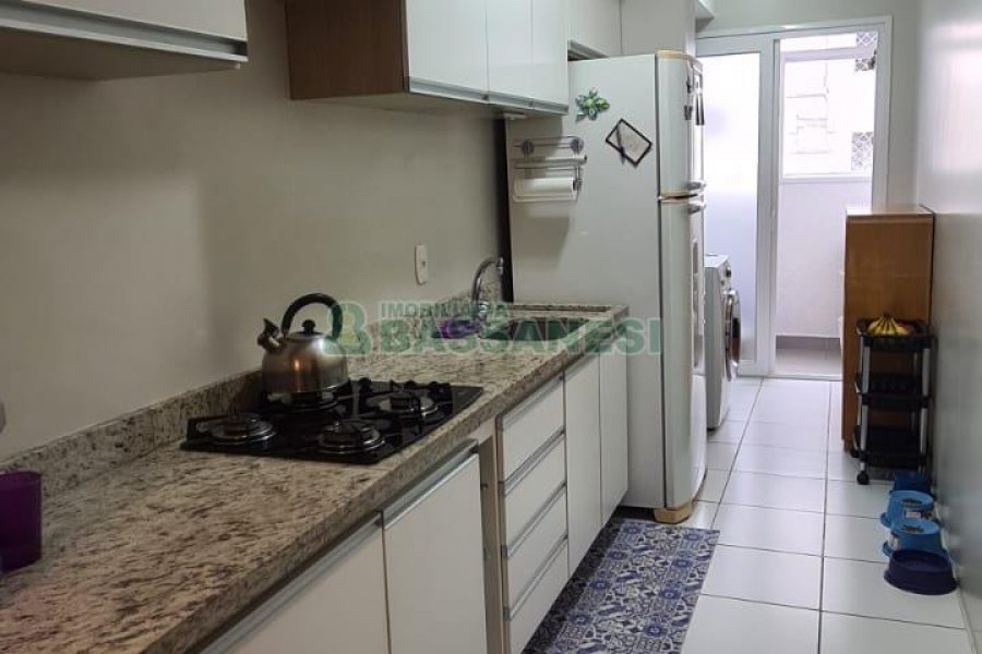 Apto Mobiliado com 77m², 3 dormitórios, 2 vagas, no bairro Pio X em Caxias do Sul para Alugar ou Comprar