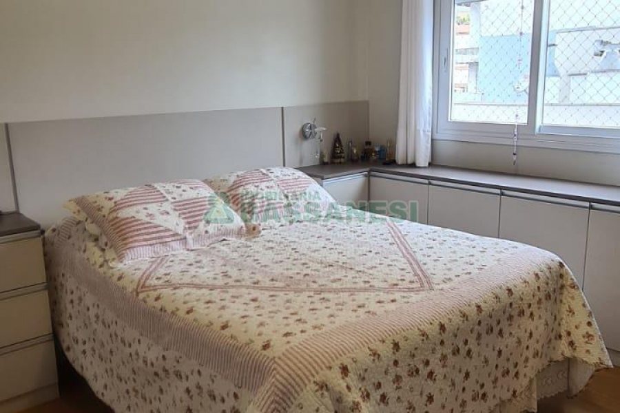 Apto Mobiliado com 77m², 3 dormitórios, 2 vagas, no bairro Pio X em Caxias do Sul para Alugar ou Comprar