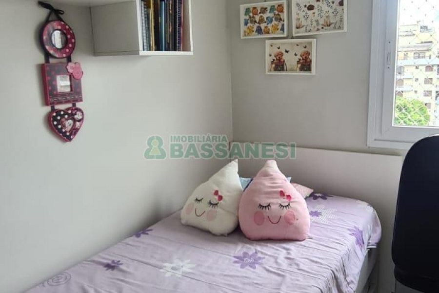 Apto Mobiliado com 77m², 3 dormitórios, 2 vagas, no bairro Pio X em Caxias do Sul para Alugar ou Comprar