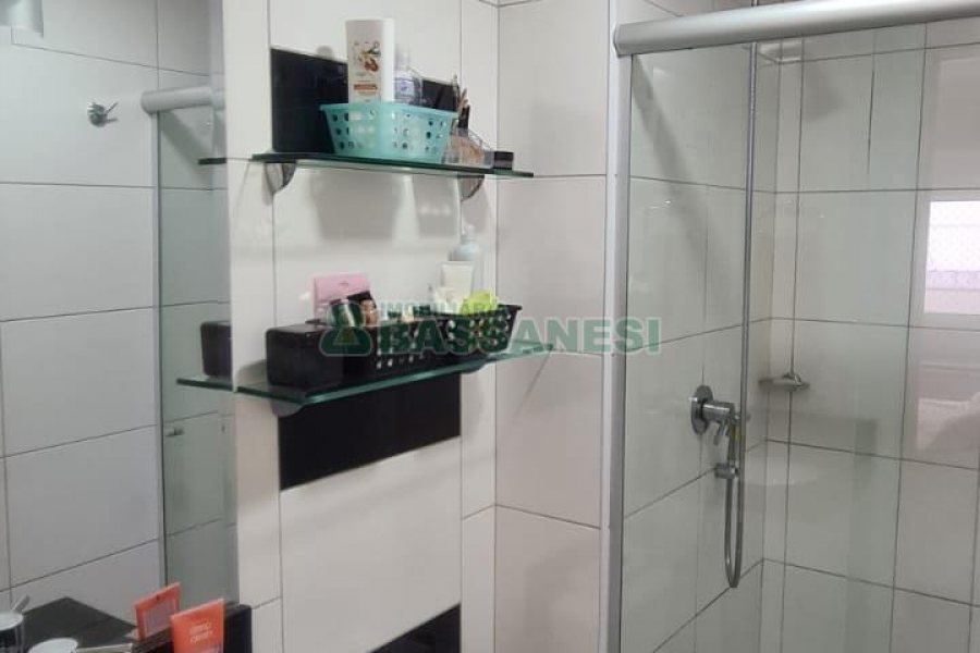 Apto Mobiliado com 77m², 3 dormitórios, 2 vagas, no bairro Pio X em Caxias do Sul para Alugar ou Comprar