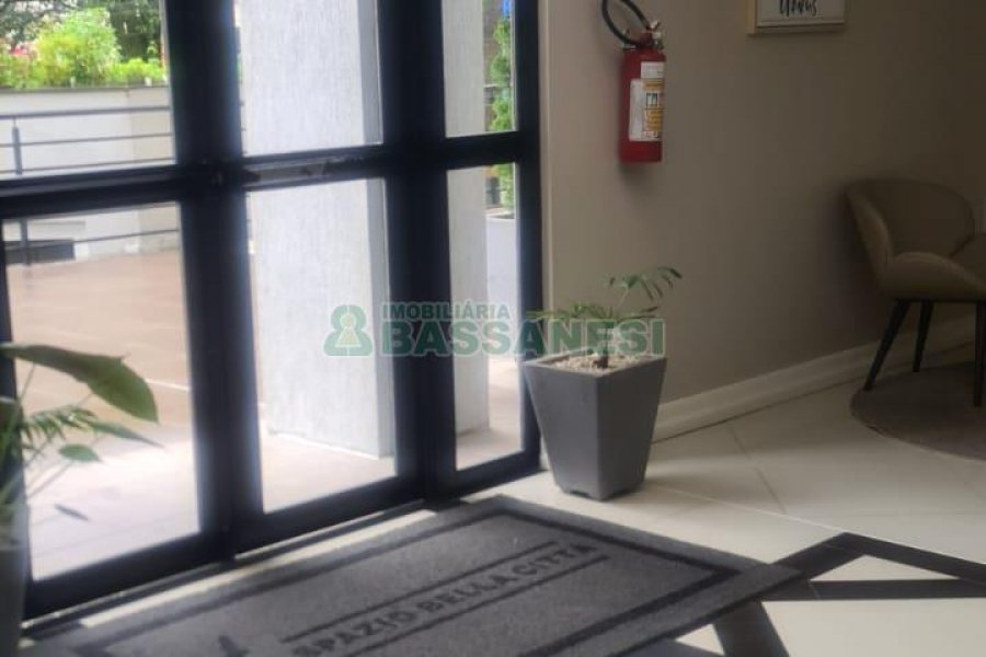 Apto Mobiliado com 77m², 3 dormitórios, 2 vagas, no bairro Pio X em Caxias do Sul para Alugar ou Comprar