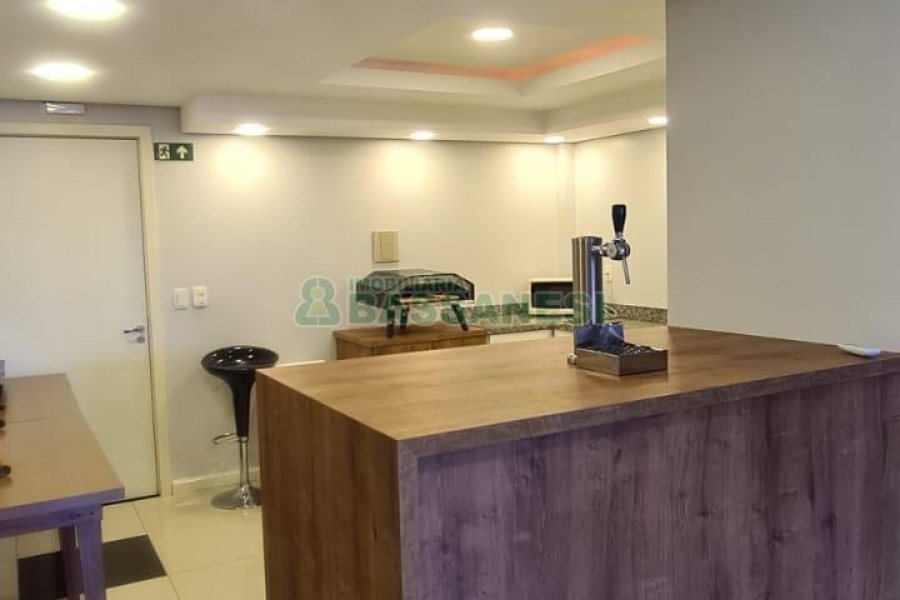 Apto Mobiliado com 77m², 3 dormitórios, 2 vagas, no bairro Pio X em Caxias do Sul para Alugar ou Comprar