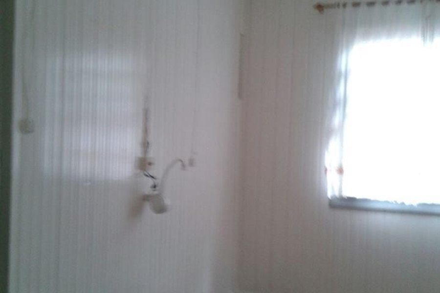 Casa com 549m², 3 dormitórios, 1 vaga, no bairro Cruzeiro em Caxias do Sul para Comprar