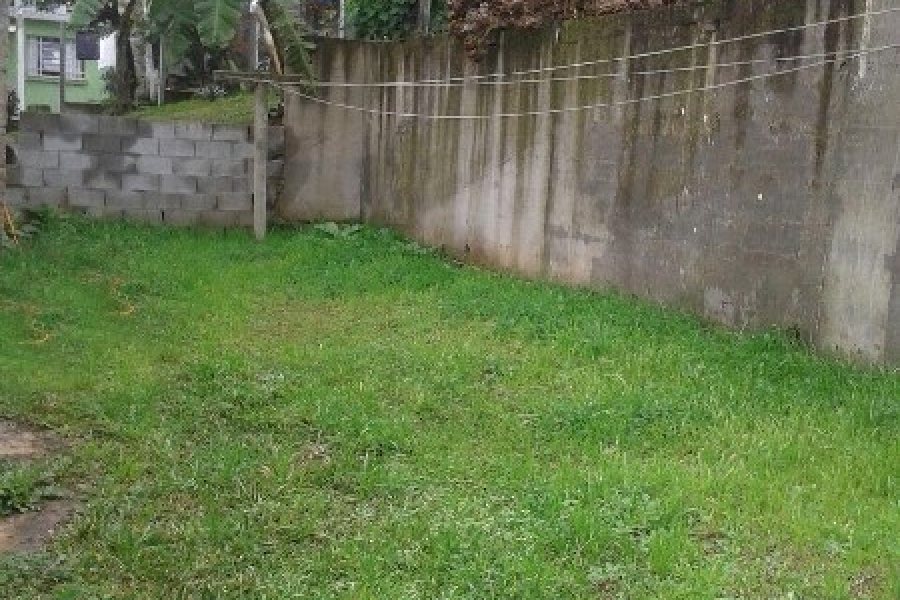 Casa com 549m², 3 dormitórios, 1 vaga, no bairro Cruzeiro em Caxias do Sul para Comprar