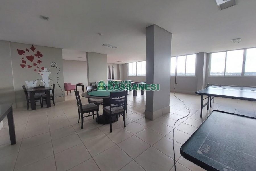 Apto Mobiliado com 101m², 3 dormitórios, 2 vagas, no bairro Universitário em Caxias do Sul para Alugar