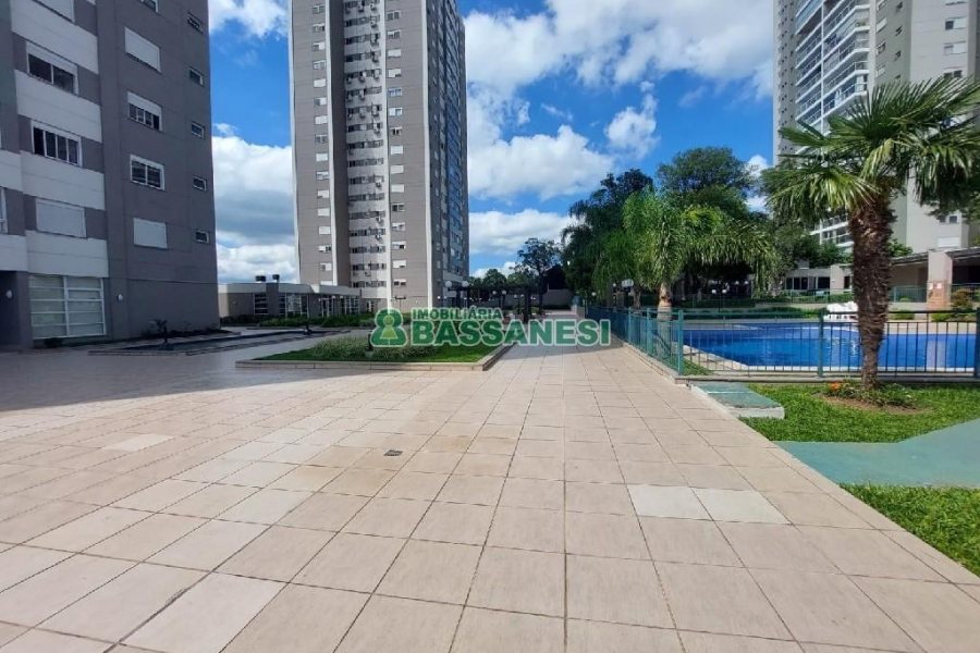 Apto Mobiliado com 101m², 3 dormitórios, 2 vagas, no bairro Universitário em Caxias do Sul para Alugar