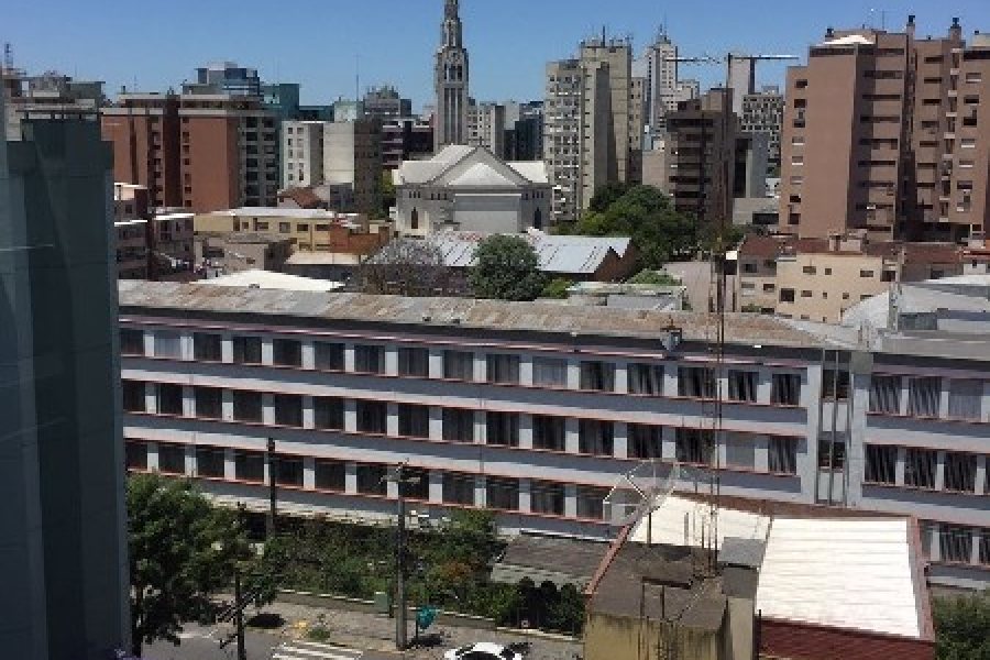 Apto Mobiliado com 30m², 1 dormitório, no bairro São Pelegrino em Caxias do Sul para Alugar