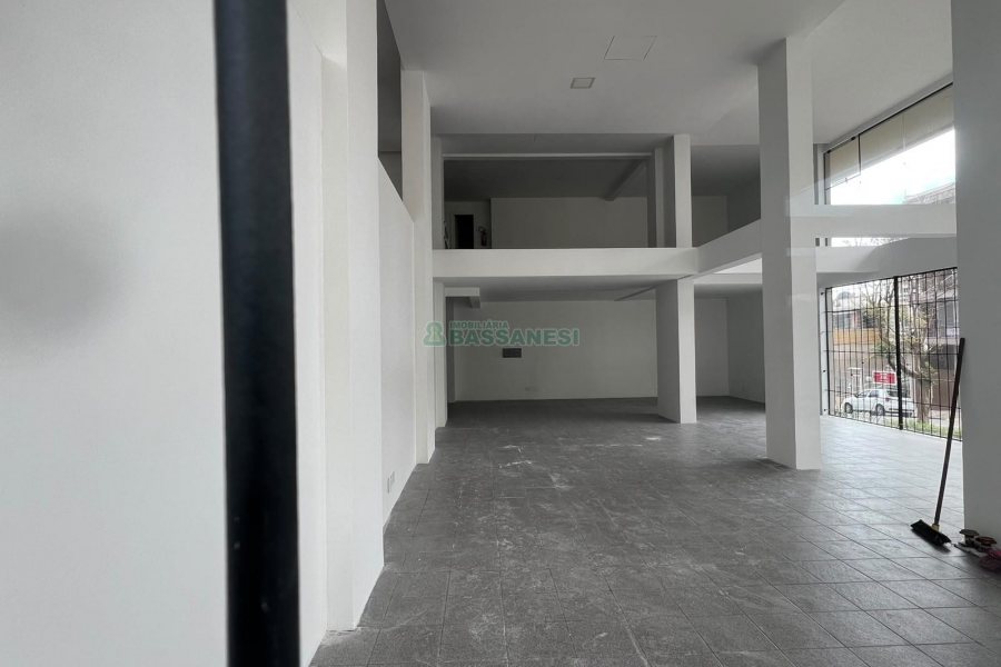 Sala, no bairro Centro em Caxias do Sul para Alugar
