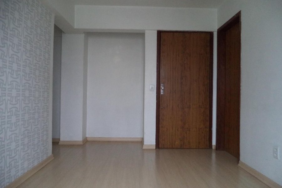 Apartamento com 56m², 2 dormitórios, 1 vaga, no bairro Centro em Caxias do Sul para Comprar