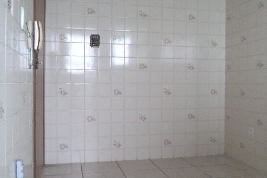 Apartamento com 56m², 2 dormitórios, 1 vaga, no bairro Centro em Caxias do Sul para Comprar