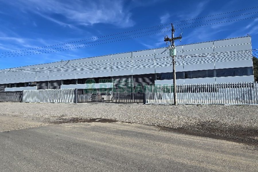 Pavilhão com 3150m², no bairro Monte Bérico em Caxias do Sul para Alugar