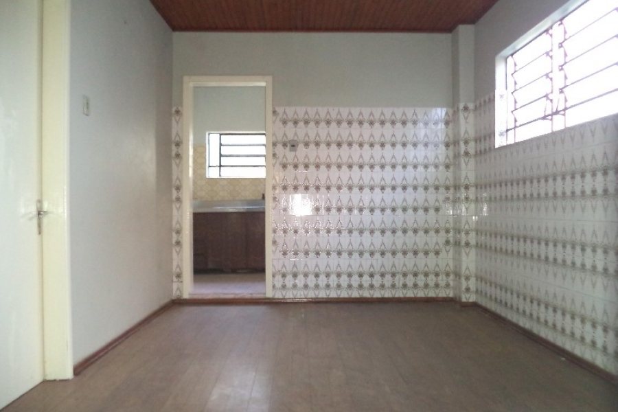 Casa com 66m², 3 dormitórios, no bairro Rio Branco em Caxias do Sul para Alugar