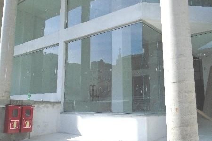 Loja com 170m², 1 vaga, no bairro Sagrada Família em Caxias do Sul para Comprar