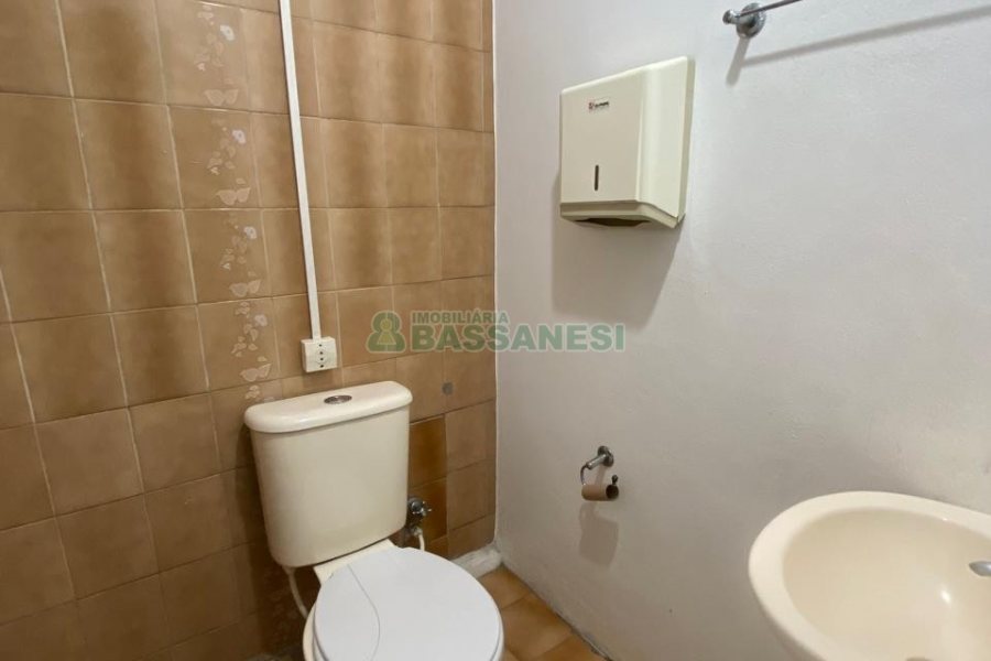 Loja com 456m², no bairro Centro em Caxias do Sul para Alugar