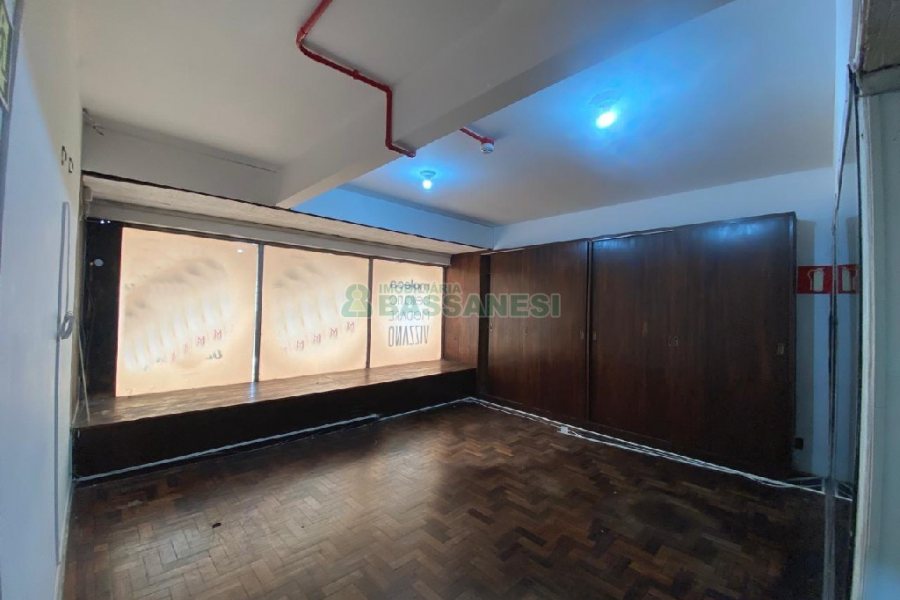 Loja com 456m², no bairro Centro em Caxias do Sul para Alugar