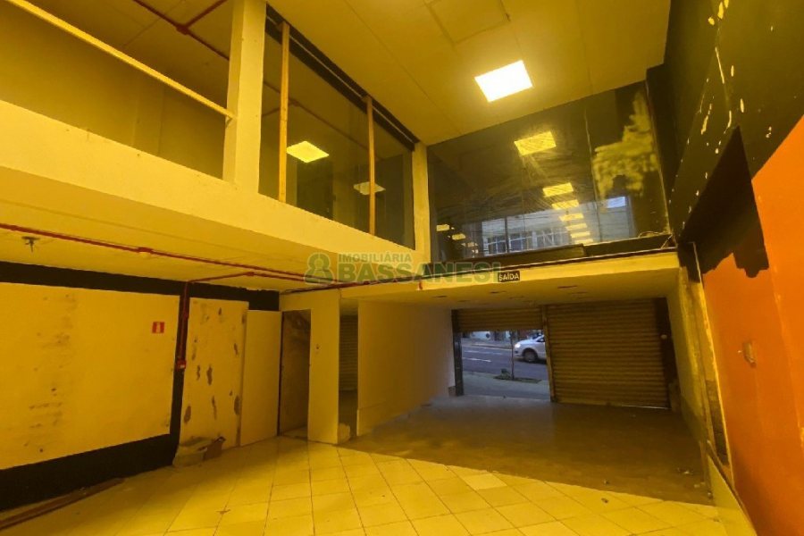 Loja com 456m², no bairro Centro em Caxias do Sul para Alugar