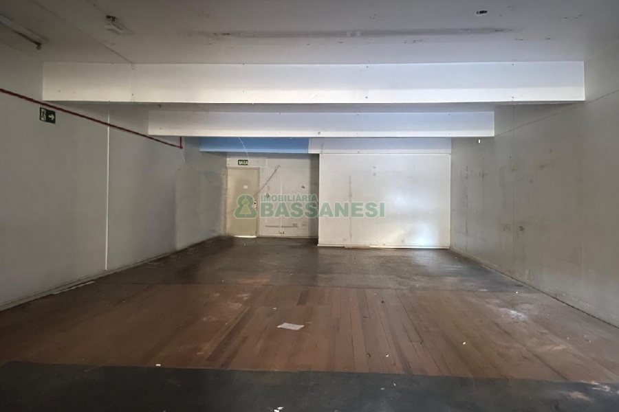 Loja com 456m², no bairro Centro em Caxias do Sul para Alugar