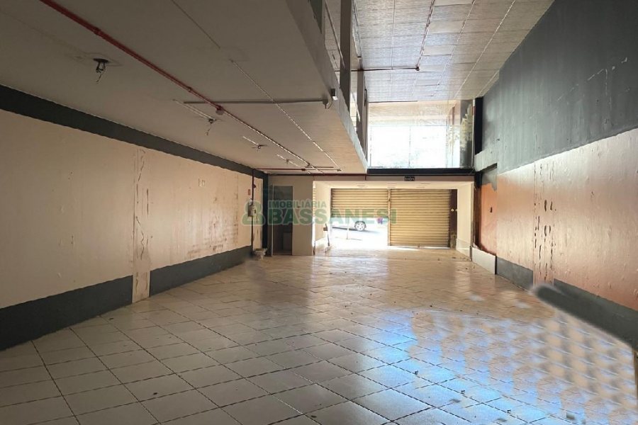 Loja com 456m², no bairro Centro em Caxias do Sul para Alugar