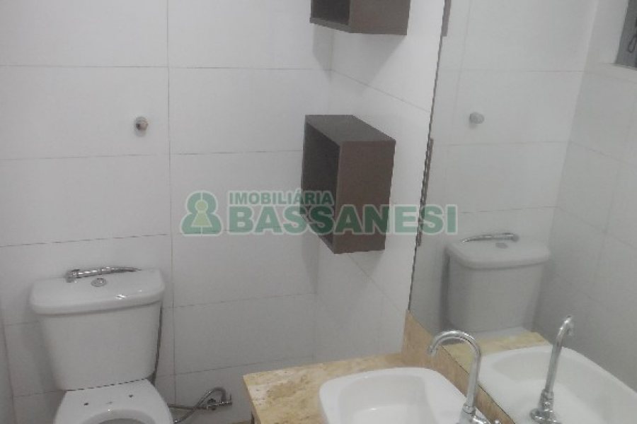 Apartamento com 61m², 2 dormitórios, no bairro Centro em Caxias do Sul para Comprar