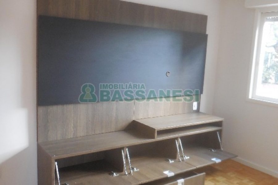 Apartamento com 61m², 2 dormitórios, no bairro Centro em Caxias do Sul para Comprar