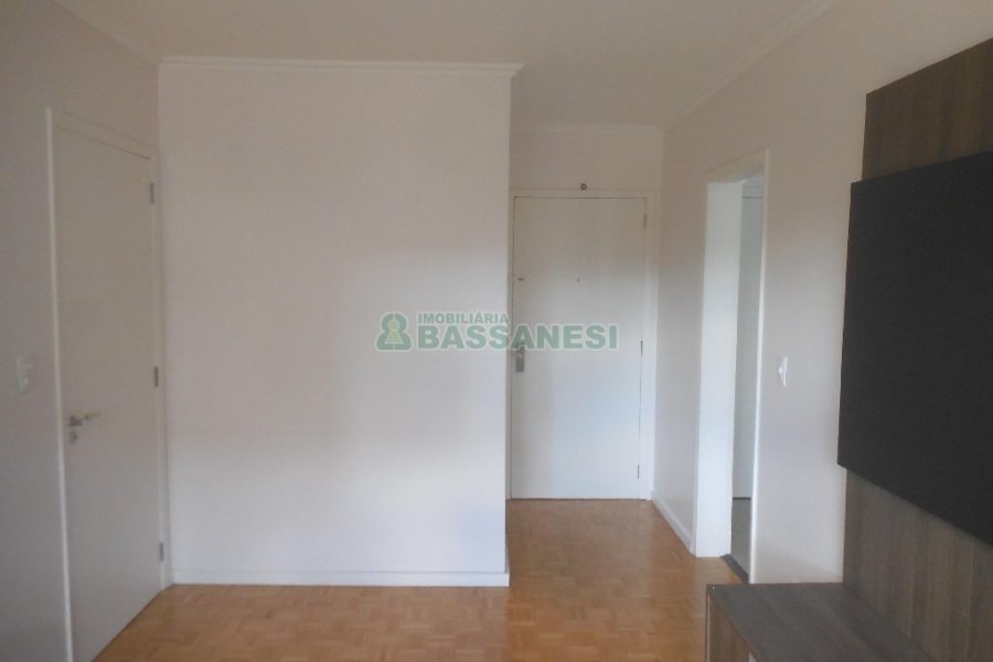Apartamento com 61m², 2 dormitórios, no bairro Centro em Caxias do Sul para Comprar
