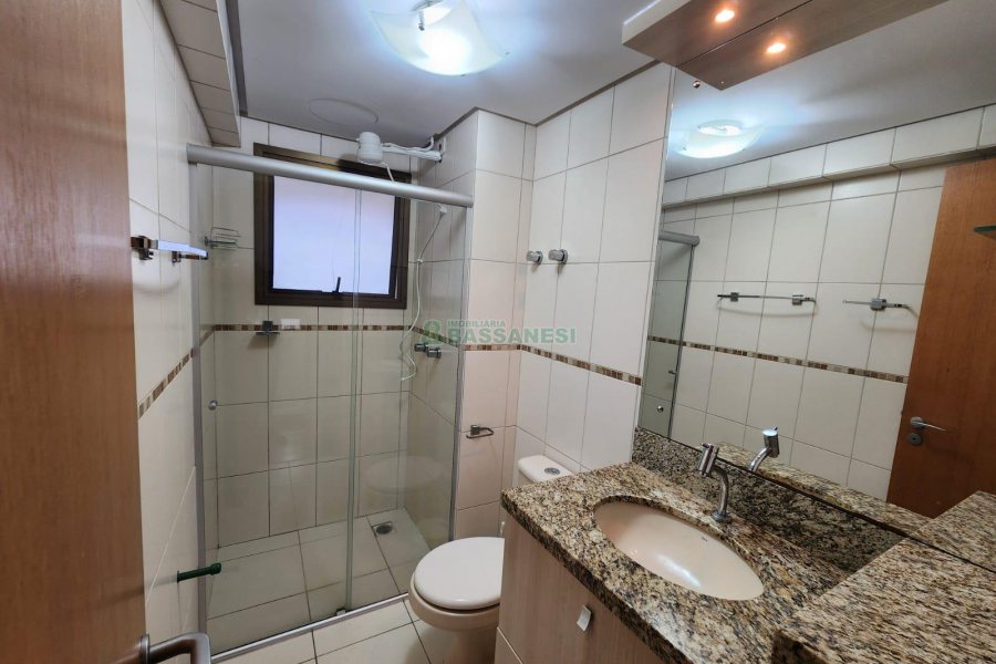 Apto Mobiliado com 59m², 1 dormitório, 1 vaga, no bairro Centro em Caxias do Sul para Comprar