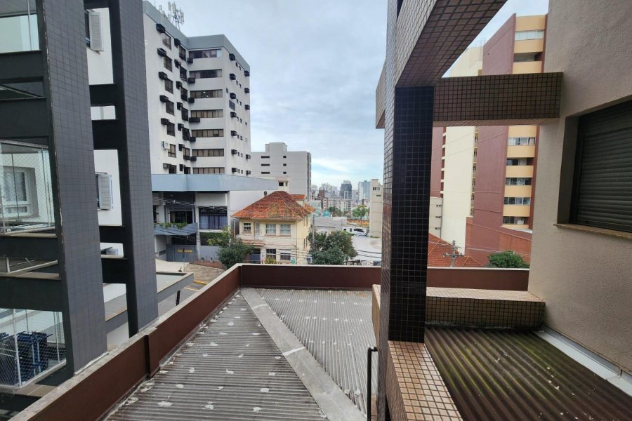 Apto Mobiliado com 59m², 1 dormitório, 1 vaga, no bairro Centro em Caxias do Sul para Comprar