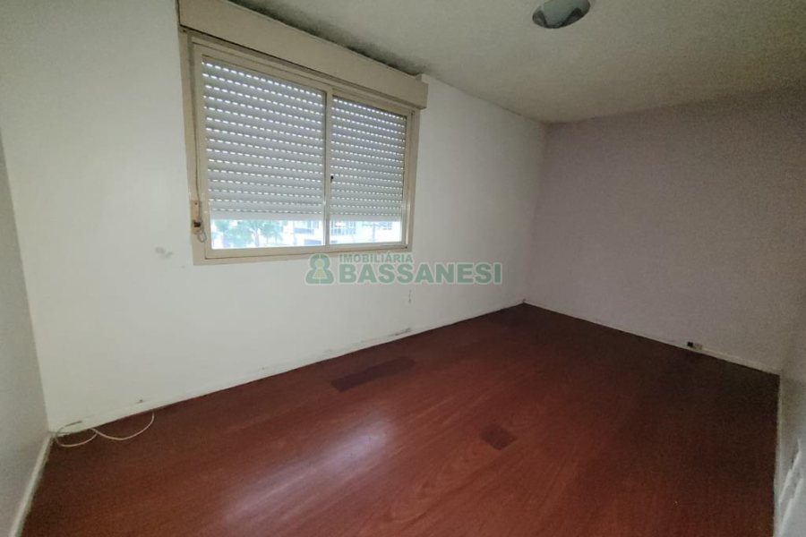 Apartamento com 70m², 3 dormitórios, 1 vaga, no bairro Jardim América em Caxias do Sul para Comprar