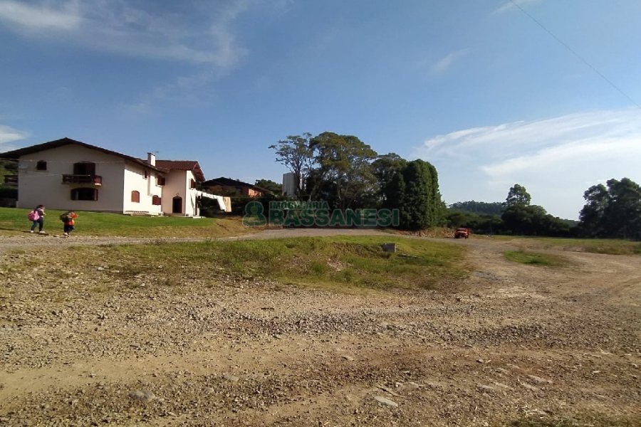 Terreno com 20000m², no bairro Nossa Senhora das Graças em Caxias do Sul para Alugar