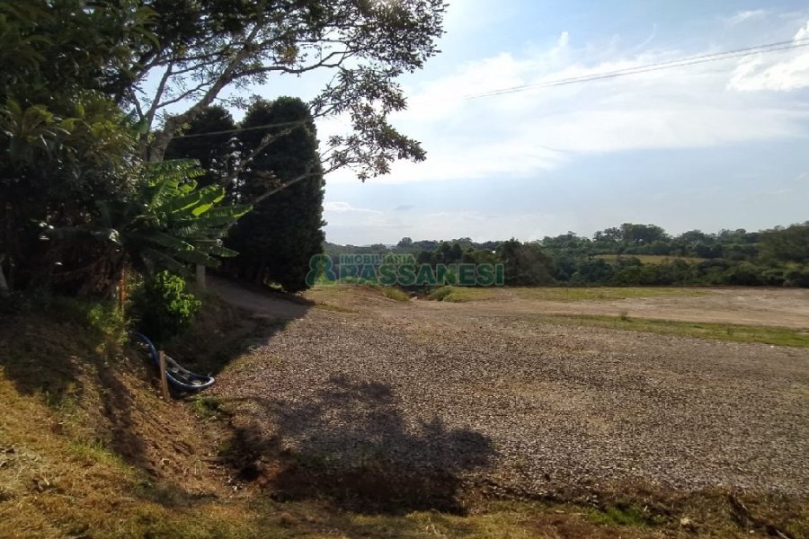 Terreno com 20000m², no bairro Nossa Senhora das Graças em Caxias do Sul para Alugar