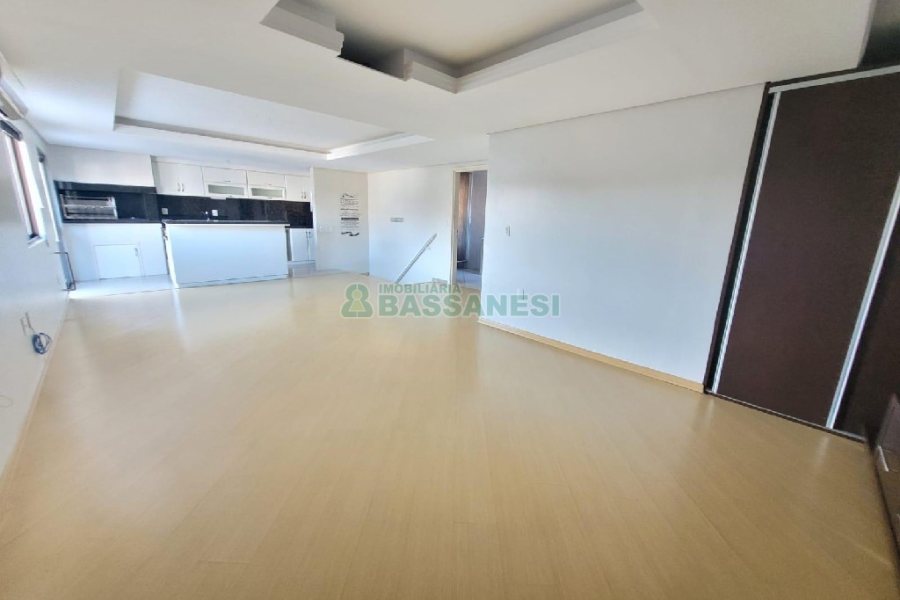 Cobertura com 195m², 4 dormitórios, 4 vagas, no bairro Pio X em Caxias do Sul para Comprar