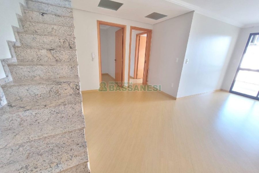 Cobertura com 195m², 4 dormitórios, 4 vagas, no bairro Pio X em Caxias do Sul para Comprar