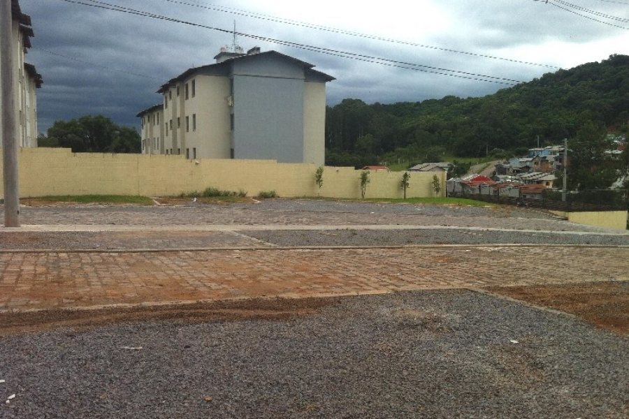 Loja com 475m², no bairro Diamantino em Caxias do Sul para Comprar
