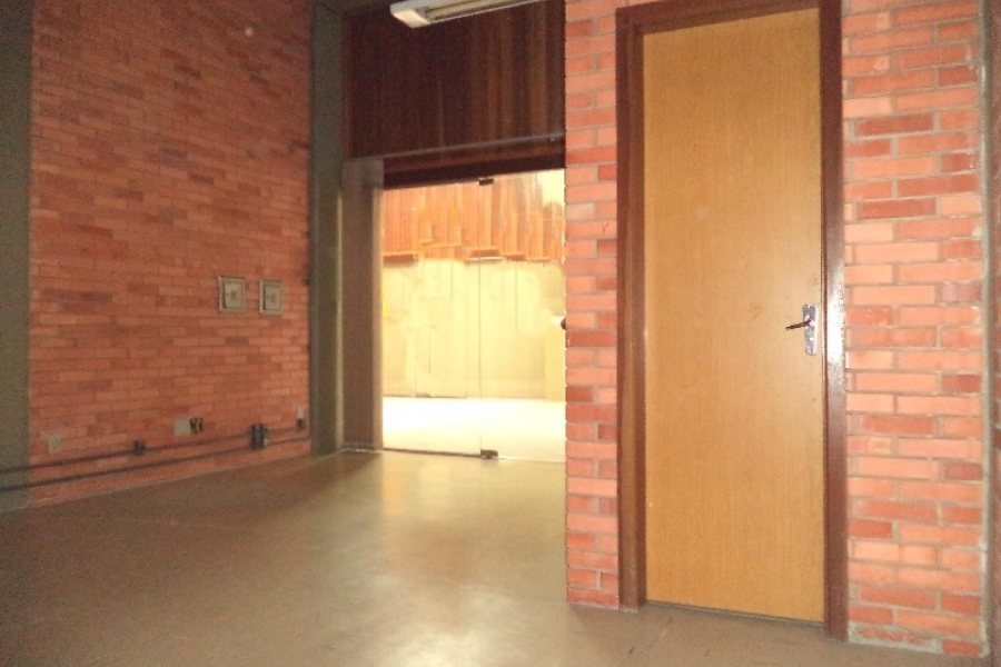 Loja com 30m², no bairro De Lazzer em Caxias do Sul para Alugar