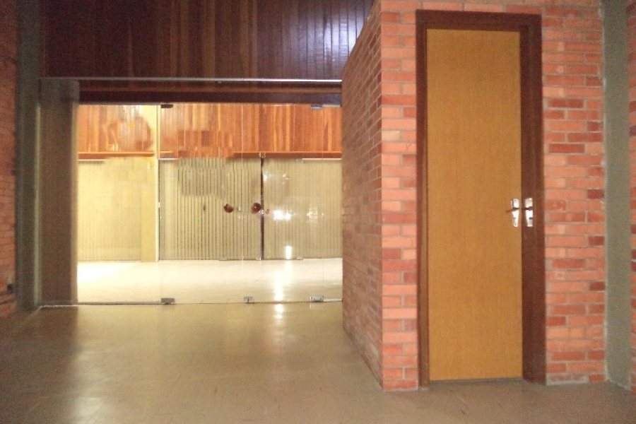 Loja com 30m², no bairro De Lazzer em Caxias do Sul para Alugar