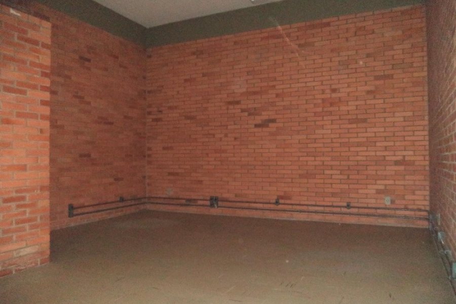 Loja com 30m², no bairro De Lazzer em Caxias do Sul para Alugar